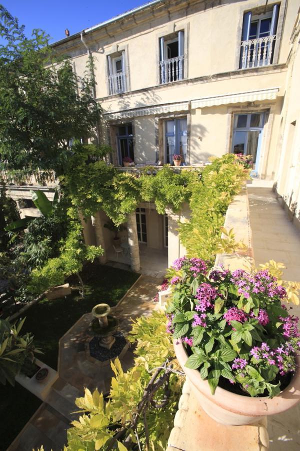 Cinq & Sept Hotel Roujan Екстериор снимка
